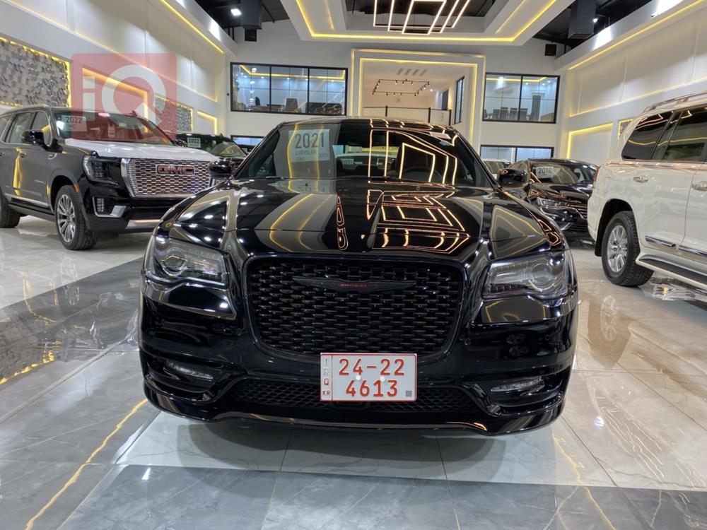 کرایسلەر 300